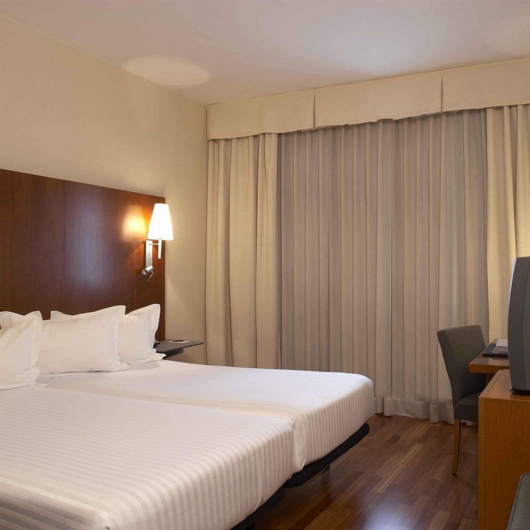 Ac Hotel Alcala De Henares By Marriott Zewnętrze zdjęcie